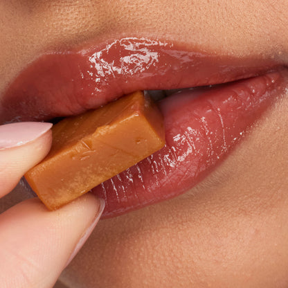 Yves Saint Laurent Loveshine Candy Glaze (19 Salted Caramel)