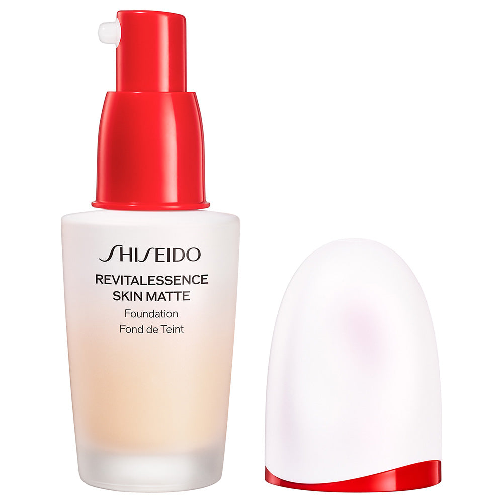 SHISEIDO Essence Skin Smooth Foundation SPF30 PA+++ (130), 30ml