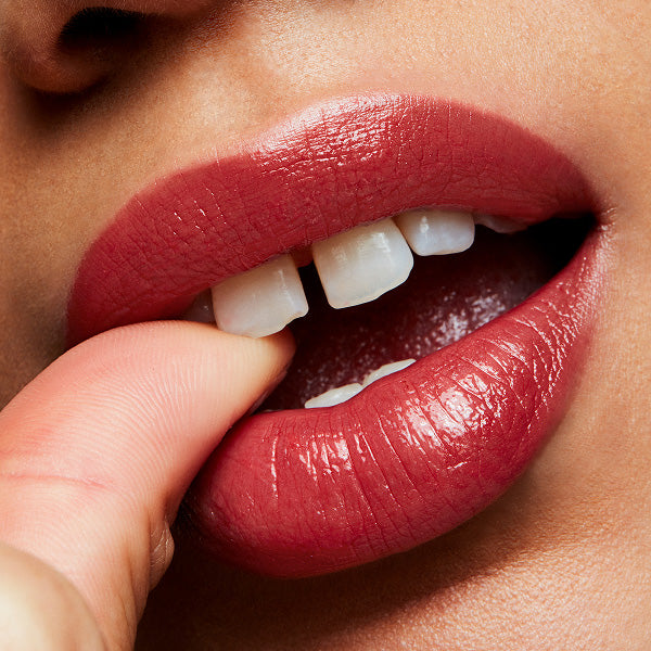 M. A. C Lustreglass Sheer-Shine Lipstick (Spice It Up!)