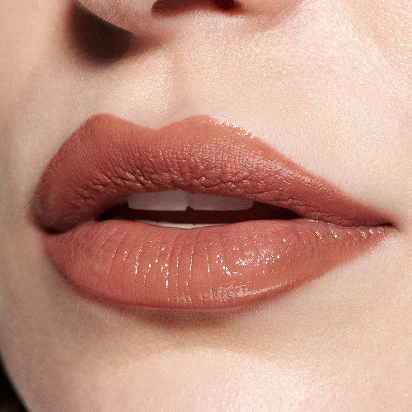 M. A. C Lustreglass Sheer-Shine Lipstick (Signature Move)