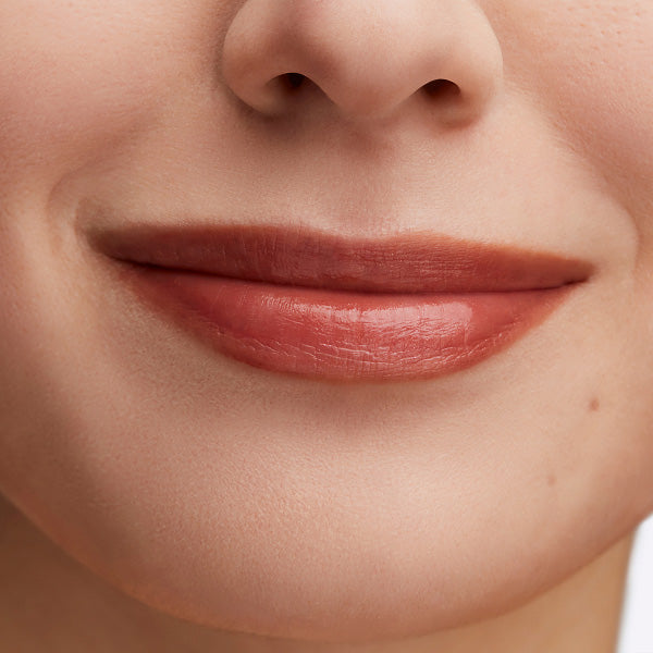 M. A. C Lustreglass Sheer-Shine Lipstick (Posh Pit)