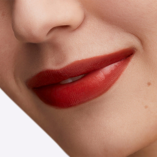 M. A. C Lustreglass Sheer-Shine Lipstick (Local Celeb)