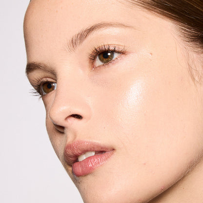 MAC Glow Play Bouncy Highlighter (Sky Kiss), 7.5g