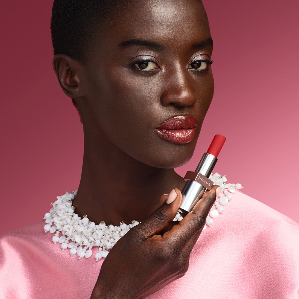 PRADA BEAUTY Light Glowing Lip Balm (U021 Cherry)
