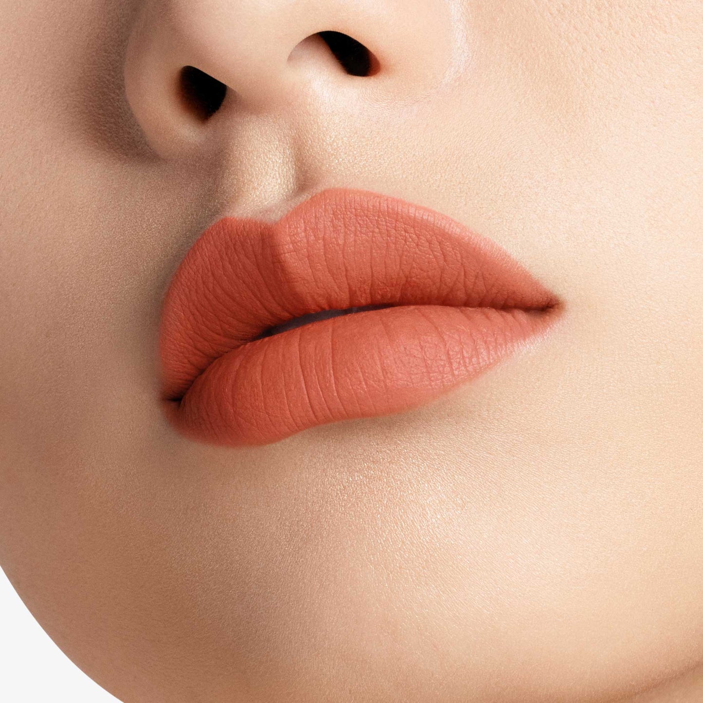 Tom Ford Beauty Runway Liquid Lip Color Petal Stay (140 Peche Epice), 6ml