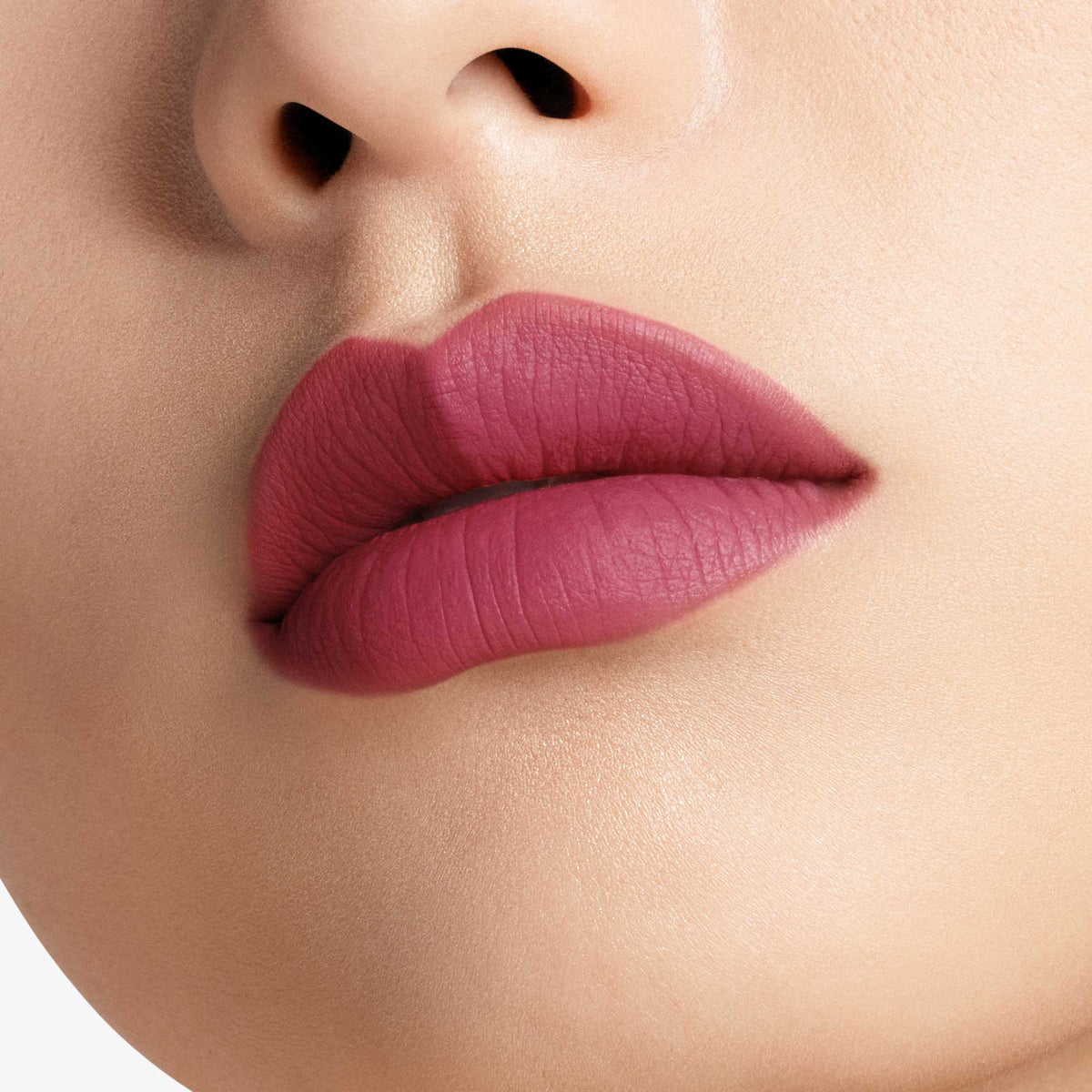Tom Ford Beauty Runway Liquid Lip Color Petal Stay (125 Mindblown), 6ml