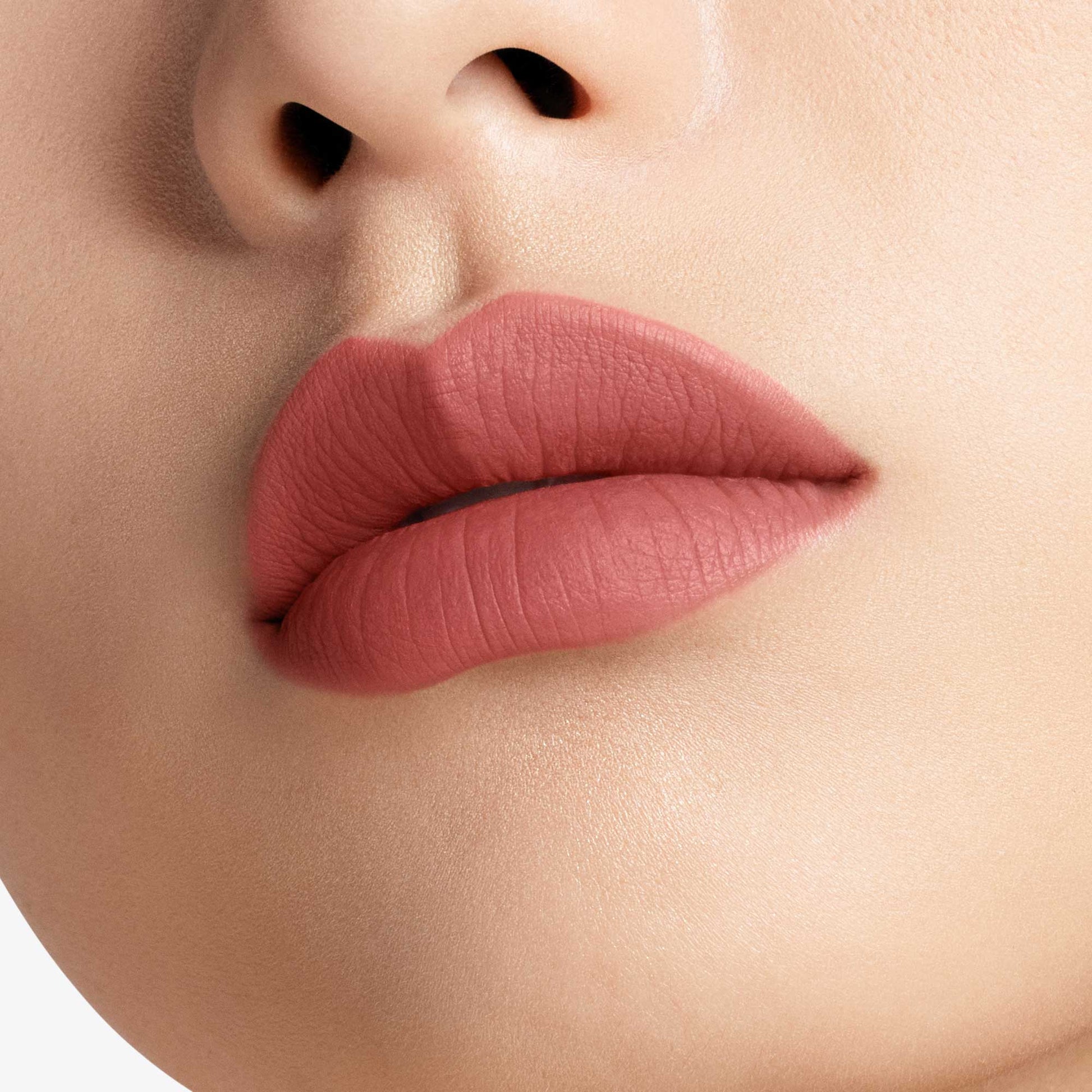 Tom Ford Beauty Runway Liquid Lip Color Petal Stay (136 Rose Extreme), 6ml