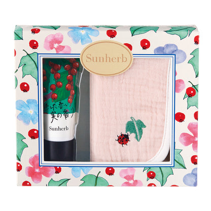 Sun Herb Handkerchief & Hand Cream Set (Red Currant)